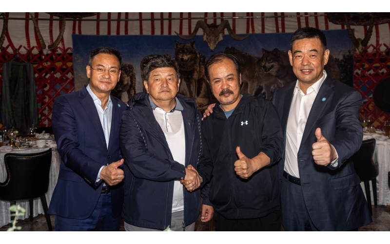 吉爾吉斯斯坦總理扎帕羅夫